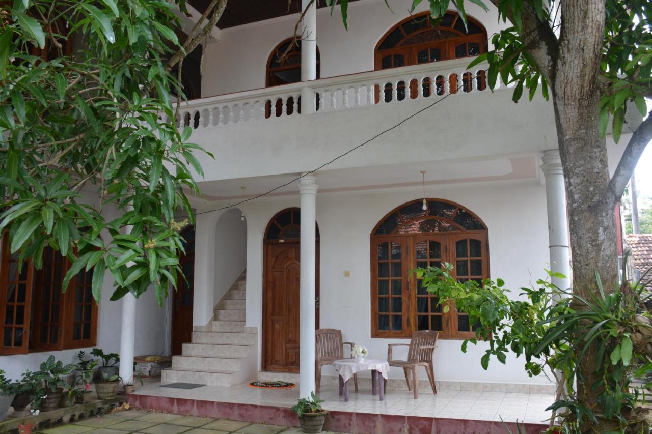 Welcome Family Guest House. Bentota Eksteriør bilde